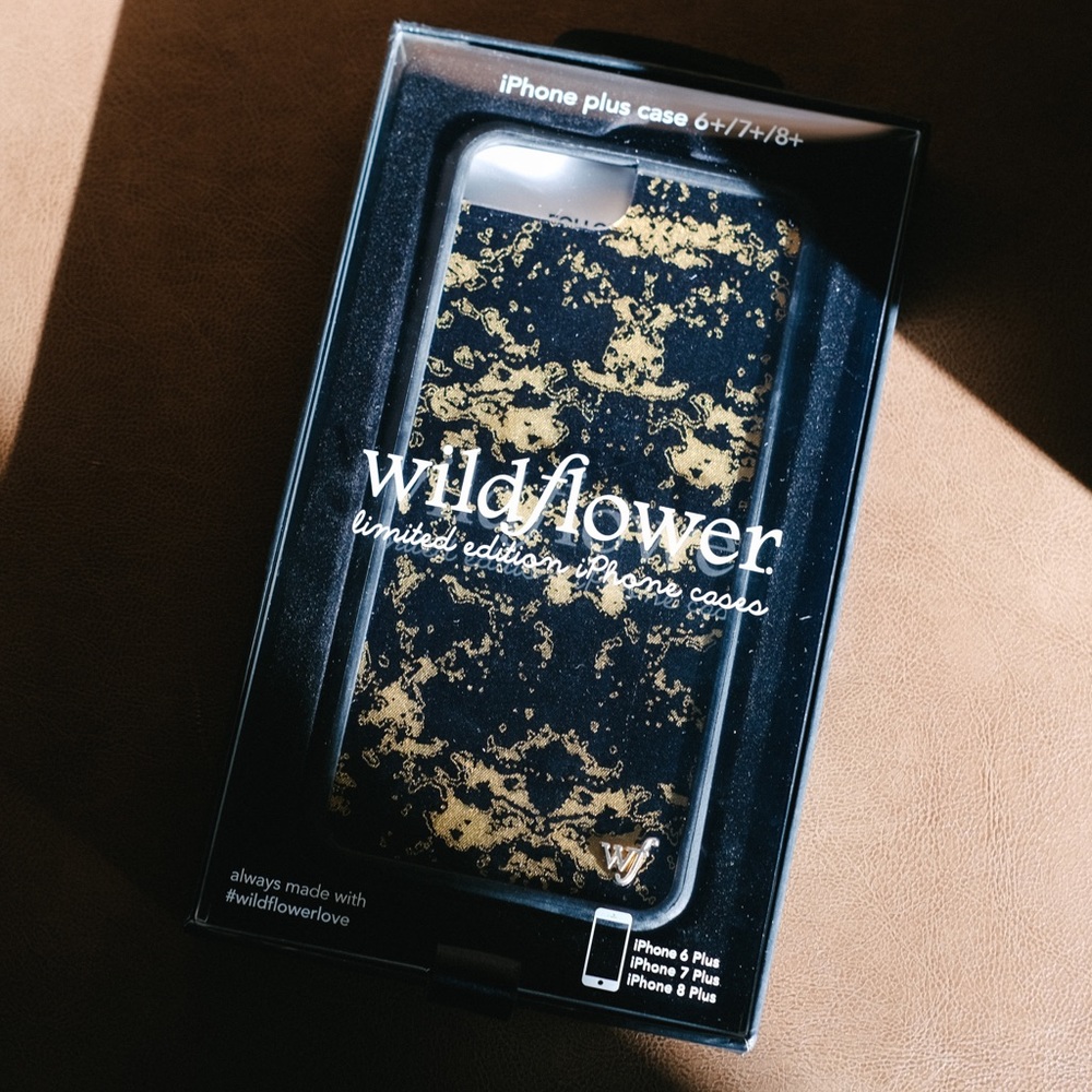 Wildflower iPhone 6/7/8 PLUS Gold Dust Case